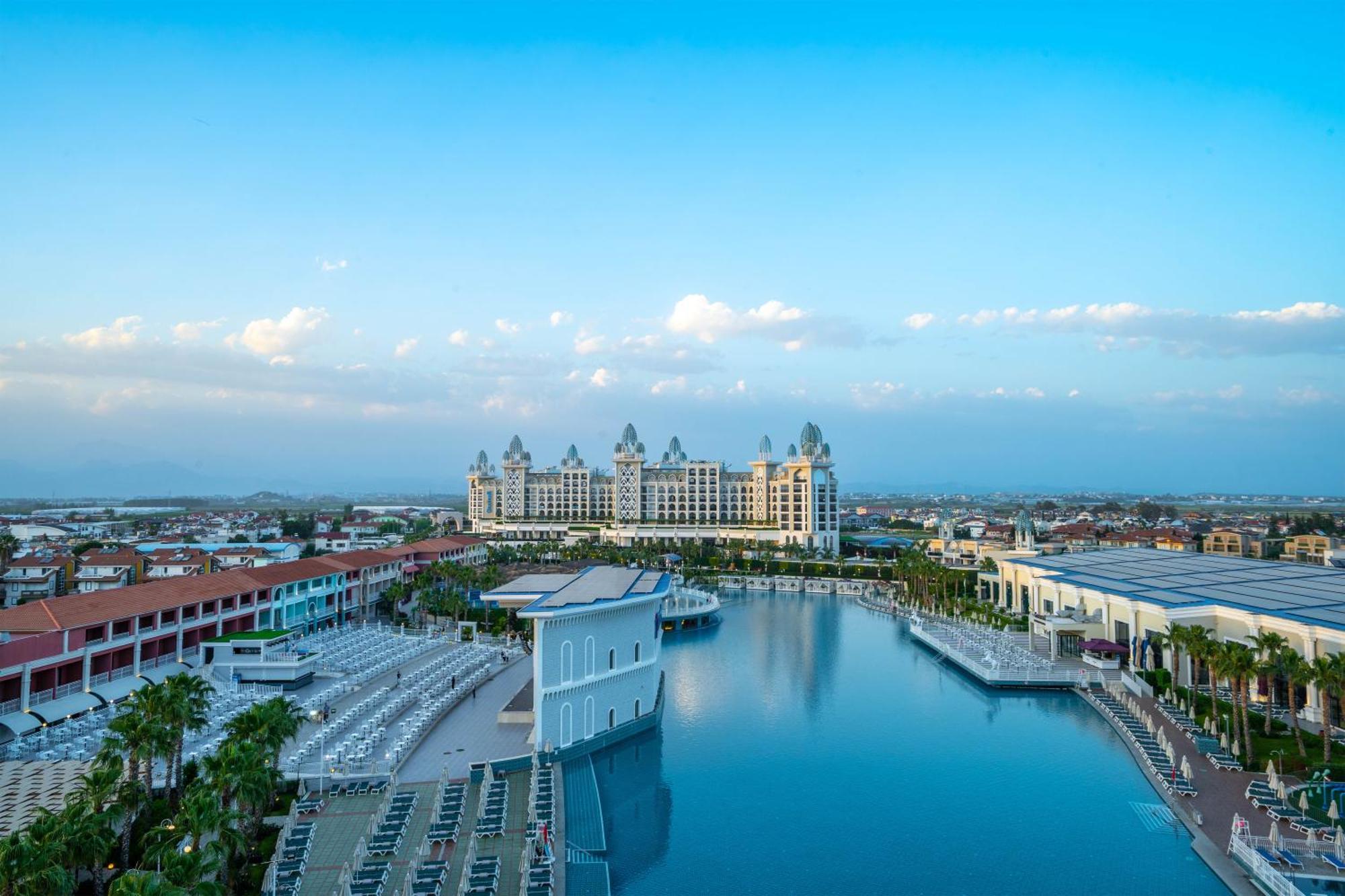 Hotel Granada Luxury Belek - Family Kids Concept Esterno foto The Atlantis Paradise Island resort