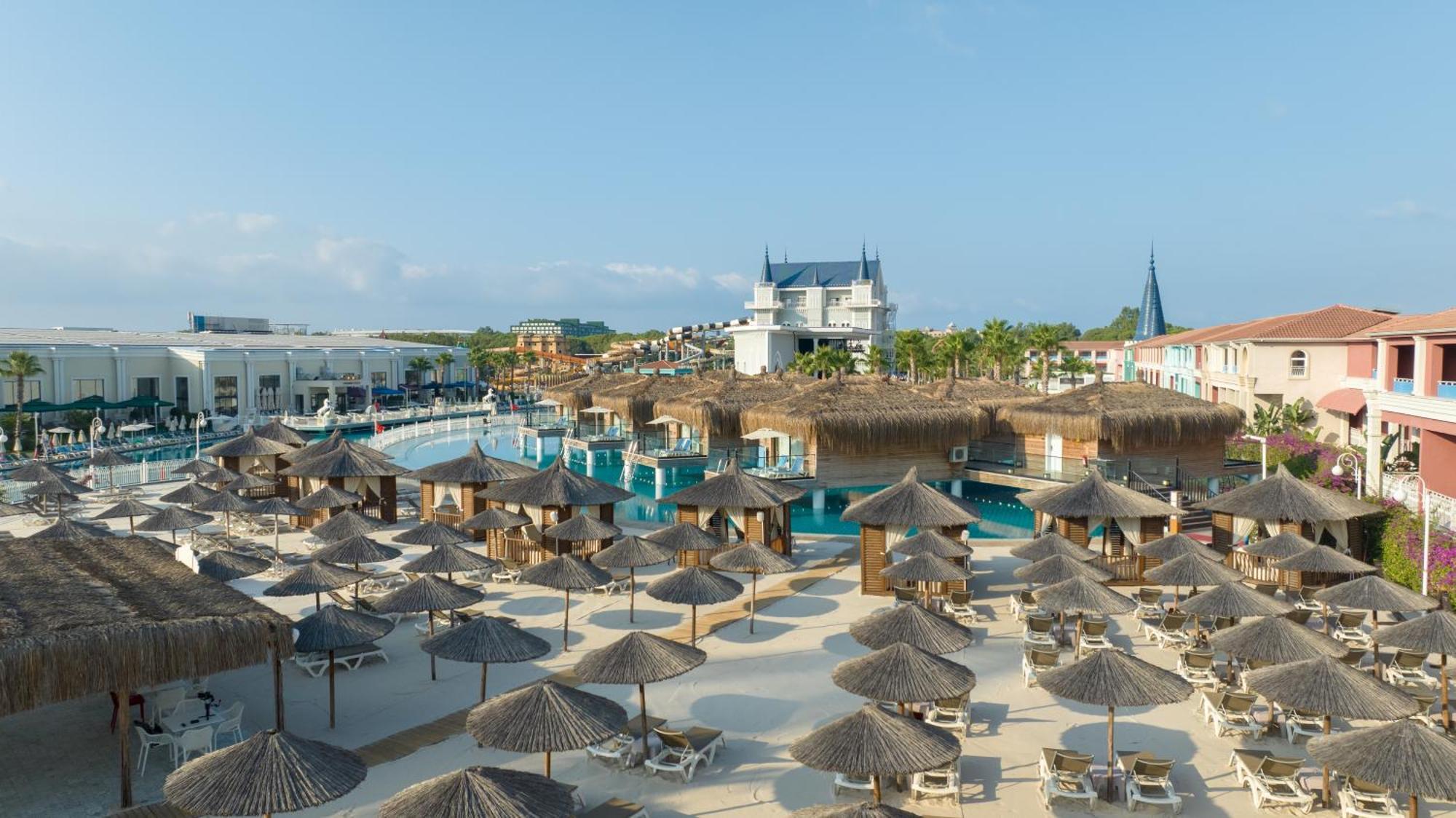 Hotel Granada Luxury Belek - Family Kids Concept Esterno foto Hotels in Cala Millor