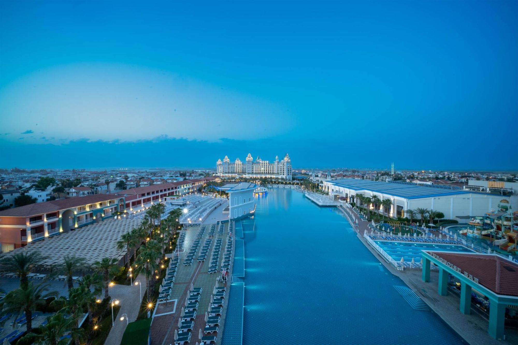 Hotel Granada Luxury Belek - Family Kids Concept Esterno foto The Atlantis Paradise Island