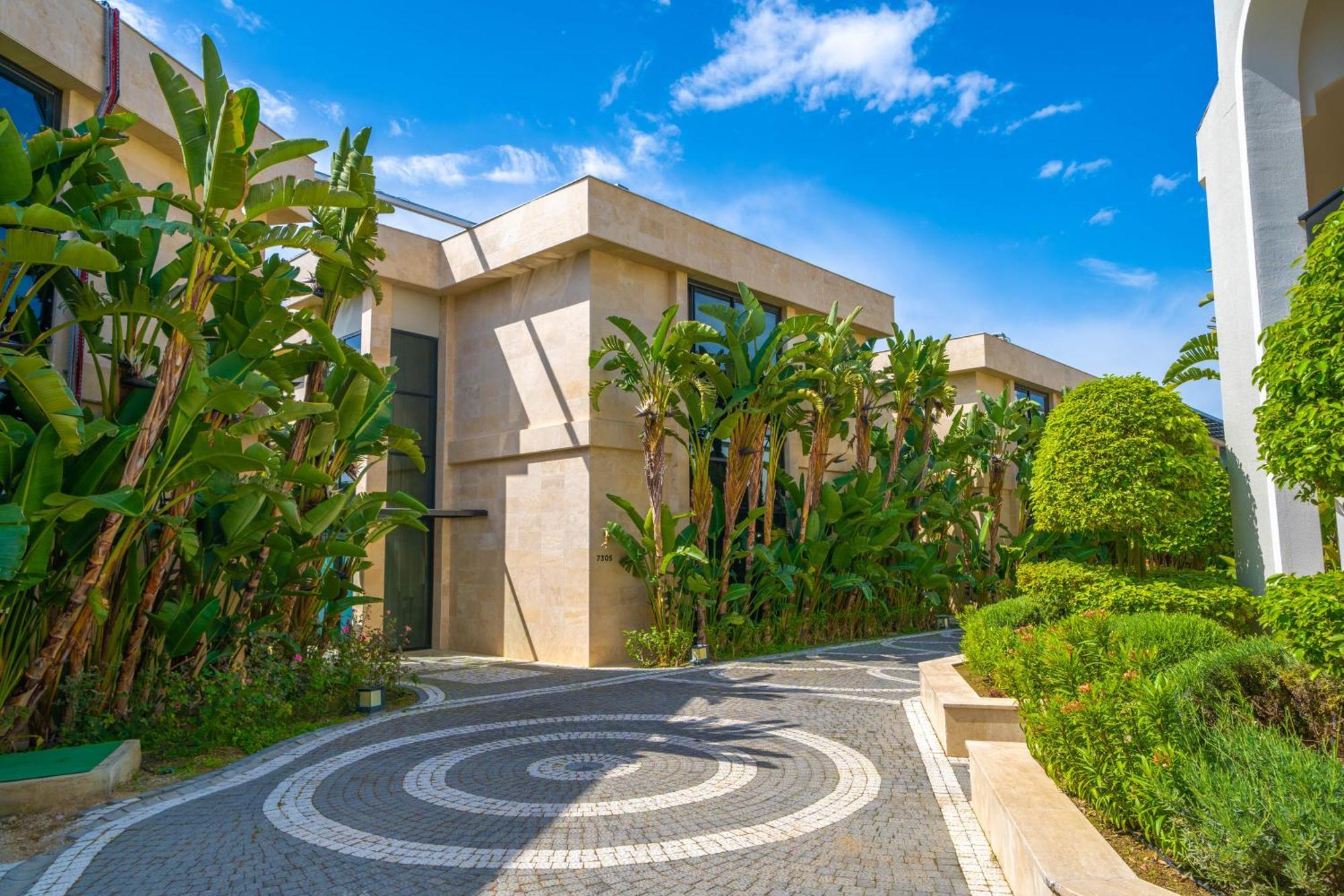 Hotel Granada Luxury Belek - Family Kids Concept Esterno foto The 2018-built residential complex, "The Residence"