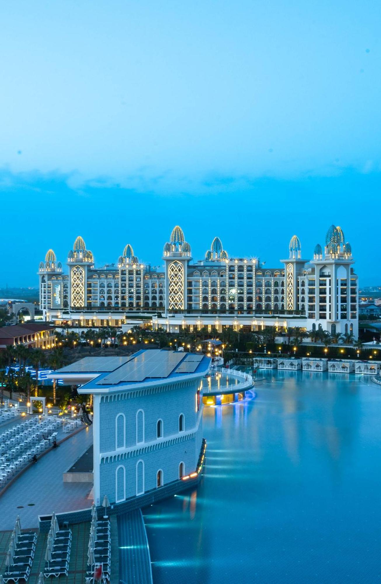 Hotel Granada Luxury Belek - Family Kids Concept Esterno foto The Atlantis Paradise Island Resort